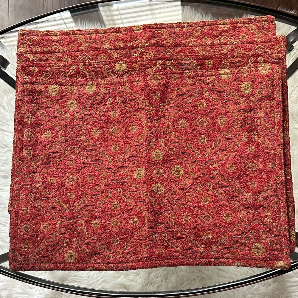 Crate & Barrel Darcy Tapestry Placemat 4
